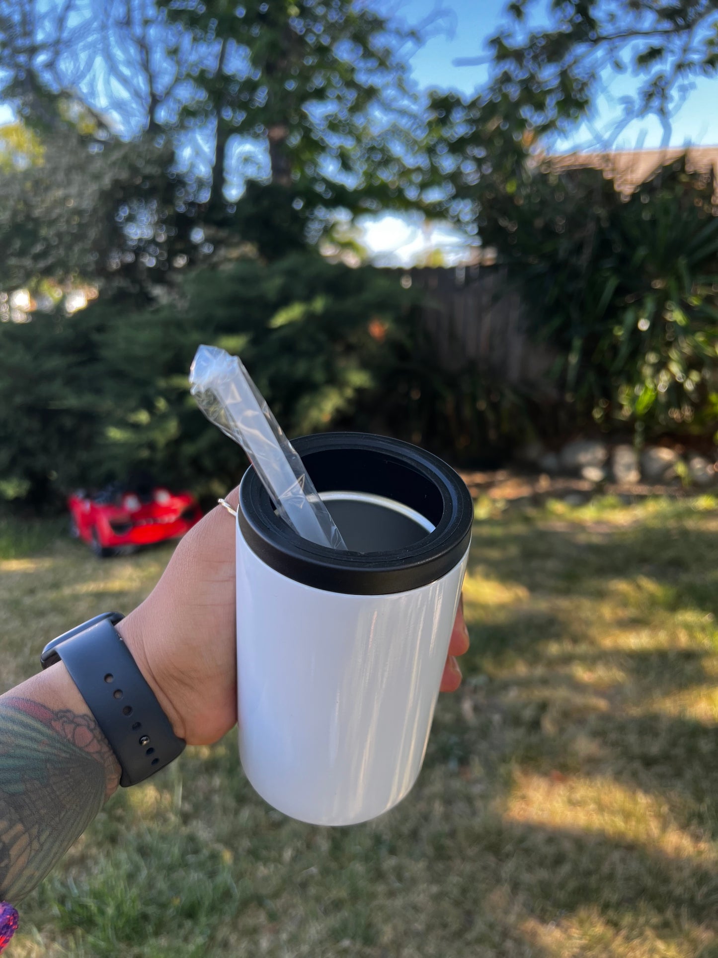 12oz Can Cooler (Standard/Fatty) with straw & 2 lids.